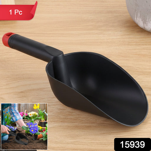 Heavy Duty Plastic Garden Hand Trowel (1 Pc) by Your Brand