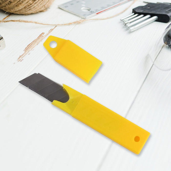 Heavy Duty Working Cutter Knife replacement blade, 2 Screwdriver Hand Tool (4 Pc Set) by Your Brand