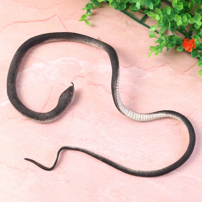 Realistic Rubber Snake Prank Toy (1 Pc) by Your Brand