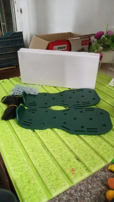 Garden Lawn Aerator Sandals – Spiked Grass Aerator Shoes for Yard & Patio
