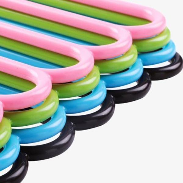 5 in 1 Multipurpose Plastic Hanger, Assorted (5-Layer) by Your Brand
