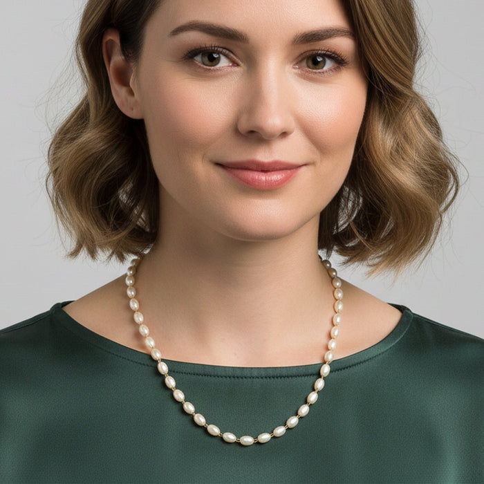 Elegant Pearl Beaded Necklace with Golden Chain Accents (1 Pc) by Your Brand