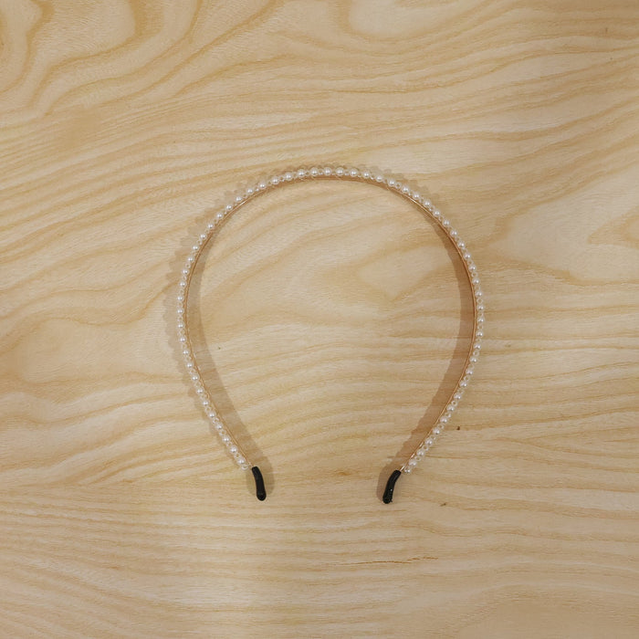 Premium Styling Pearl Embellished Stylish Hairband (1 Pc)
