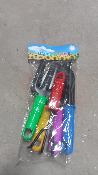 Best Gardening Hand Tools Set for Your Garden by Your Brand