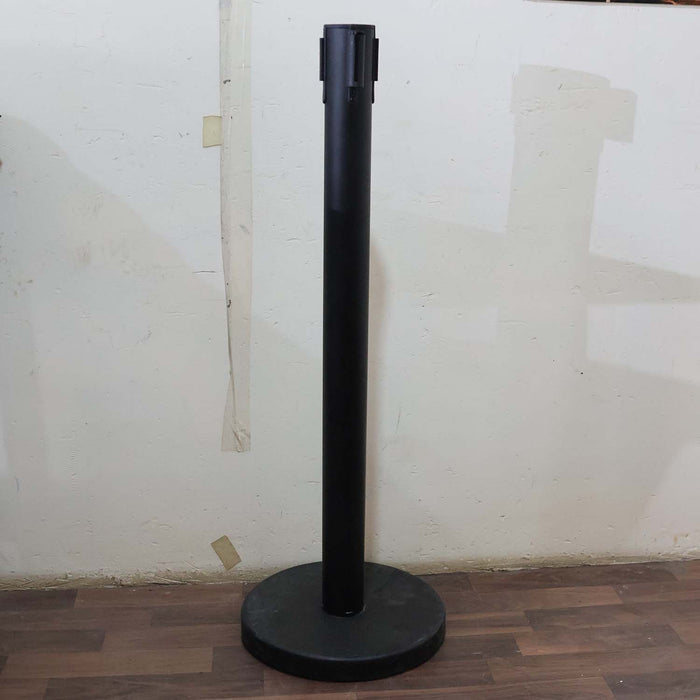 Heavy Duty Retractable Belt Crowd Control Pole with Sturdy Base – 1 Pc by Your Brand